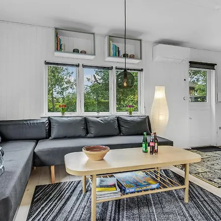 Vakantiehuis 2 Bedroom Amazing In *