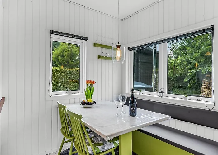 2 Bedroom Amazing In *