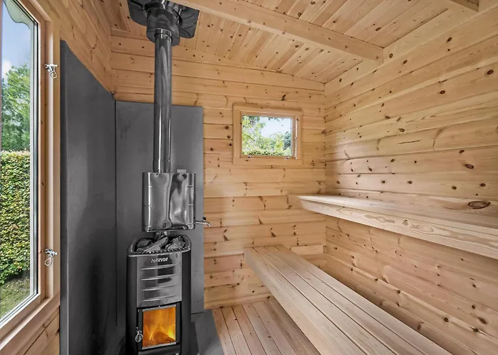2 Bedroom Amazing In Kruså